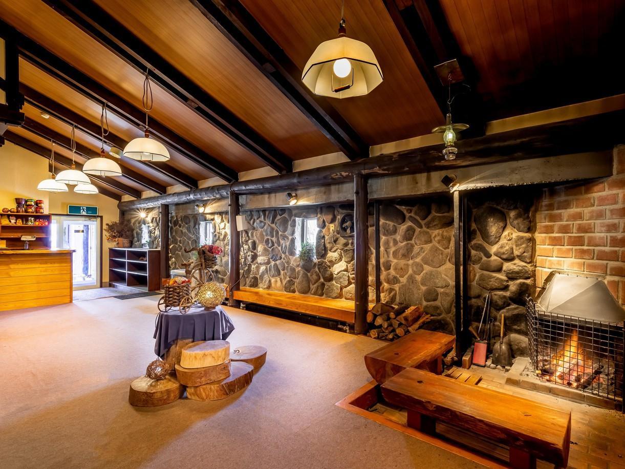 Community House Tyrolien Hotel Hakuba Exterior foto